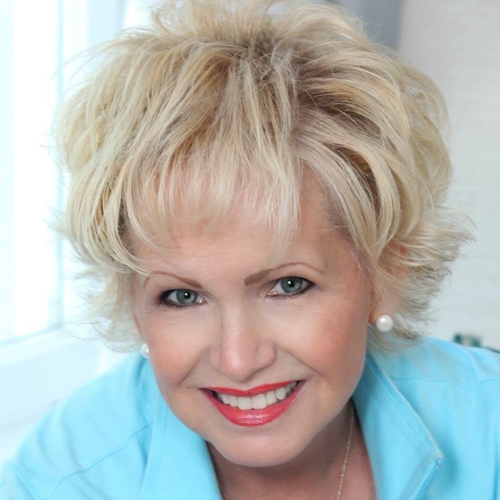 Meet your Posher, Deborah